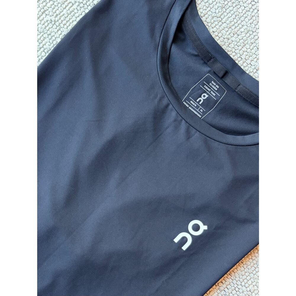 Men’s On Running Performance Lightweight Tank Top – XL